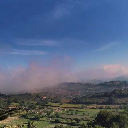 Lodge Serra Llevant *