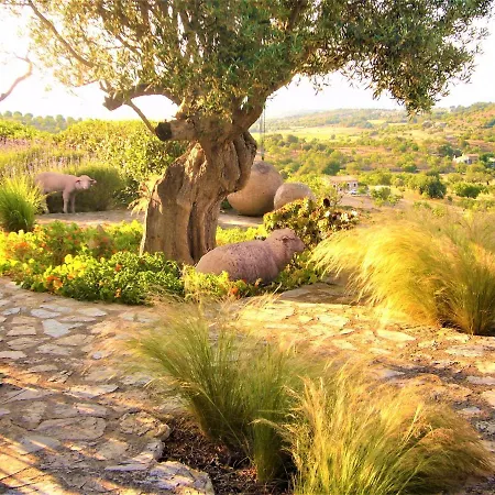 Serra Llevant Lodge *